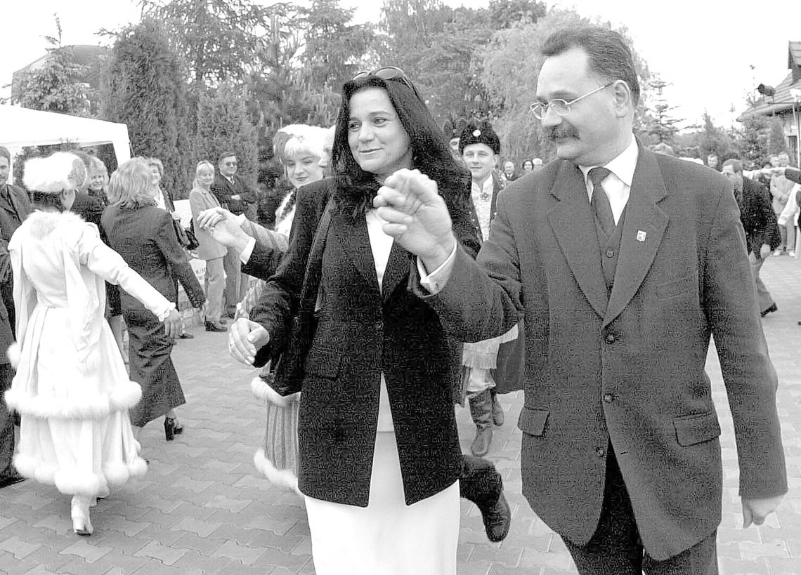 Władza się promuje Władza się promuje