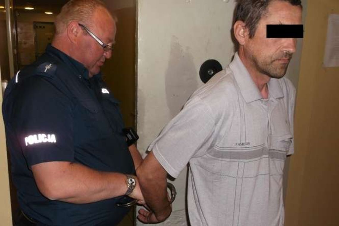 Włamał się do domu kobiety i groził, że obetnie jej uszy