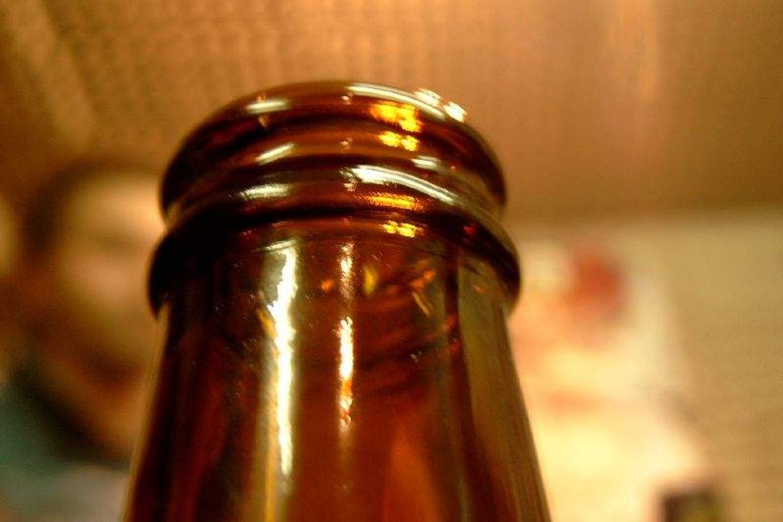 Włamał się do sklepu, bo chciał się napić piwa