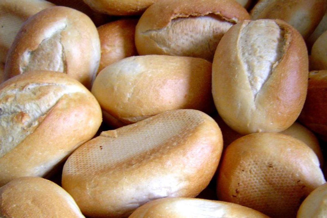 Włamywacze wpadli po bułeczki. Chcieli okraść sklep w Lublinie Włamywacze wpadli po bułeczki. Chcieli okraść sklep w Lublinie