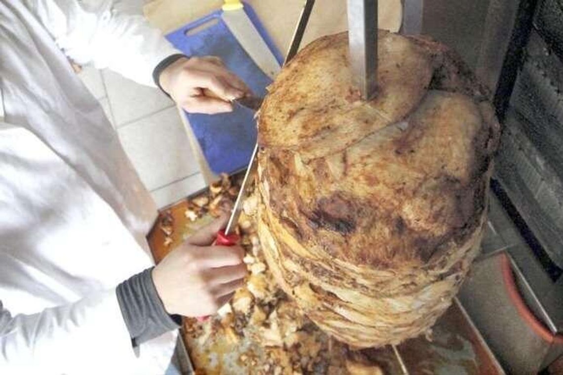 Właściciel sieci barów w Lublinie: Ukraińcy odbierają pracę Polakom? Nasi nie chcą pracować Właściciel sieci barów w Lublinie: Ukraińcy odbierają pracę Polakom? Nasi nie chcą pracować