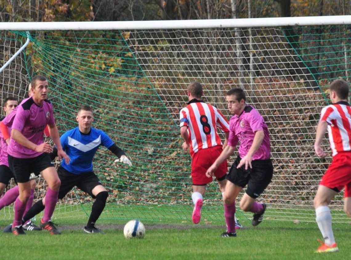 Włodawianka Włodawa – Unia Białopole 3:2, pozostałe wyniki chełmskiej \"okręgówki\" Włodawianka Włodawa – Unia Białopole 3:2, pozostałe wyniki chełmskiej \"okręgówki\"