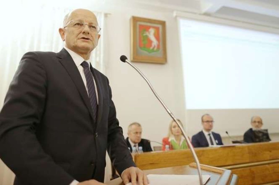 Wniosek o wygaszenie mandatu prezydenta Żuka. Mamy opinię prawnika, jest decyzja