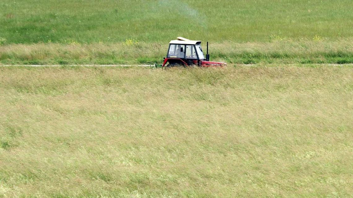 Wnioski o dopłaty dla rolników o miesiąc dłużej Wnioski o dopłaty dla rolników o miesiąc dłużej