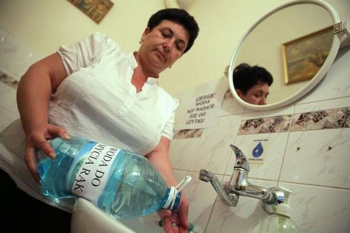 Woda w szkole już bezpieczna. Nie ma bakterii grupy coli