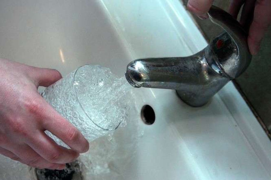 Woda za droga, zarobki zbyt duże? Zbierają podpisy