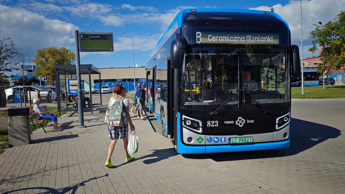 Wodorowa rewolucja? 450 niewykonanych kursów, drogie paliwo i opóźniona zajezdnia Autobus wodorowy Chełm