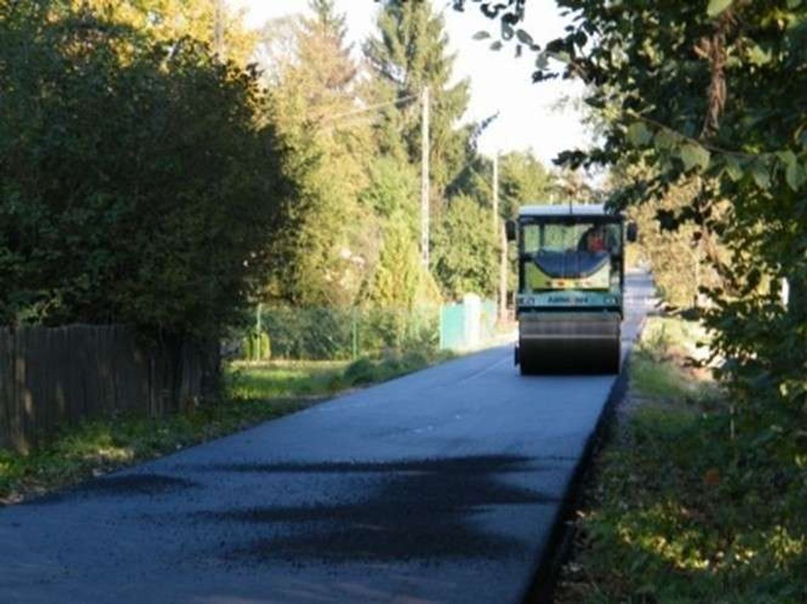 Wojciechów inwestuje w drogi 