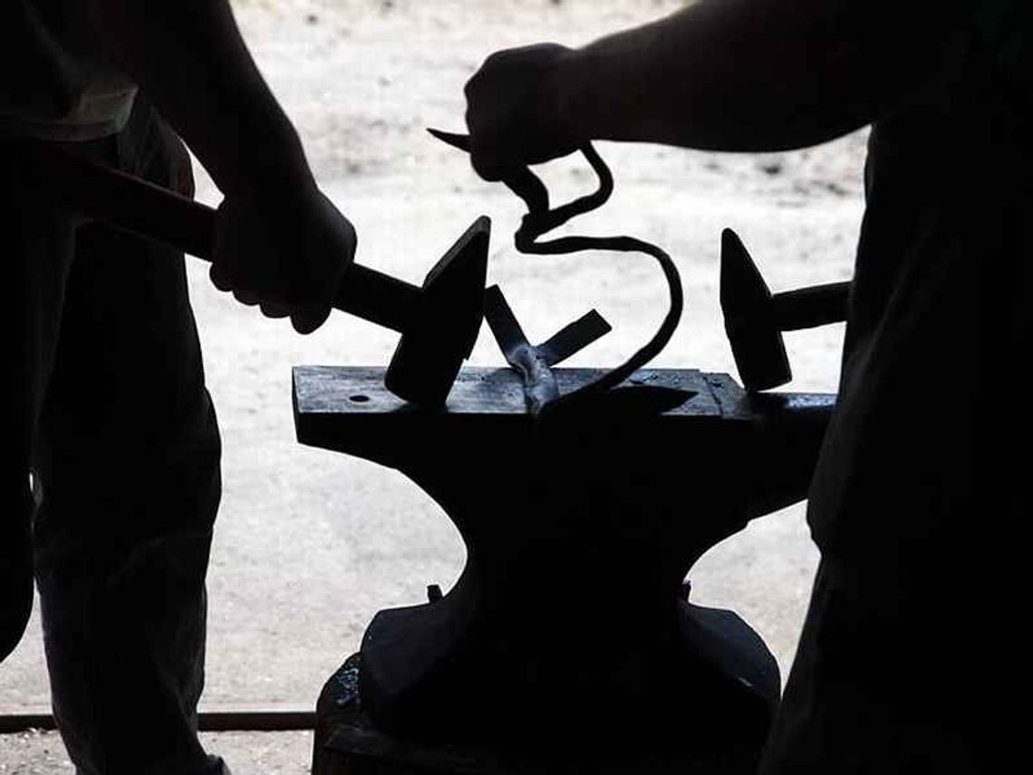 Wojciechów: Znalazły się pieniądze dla kowali