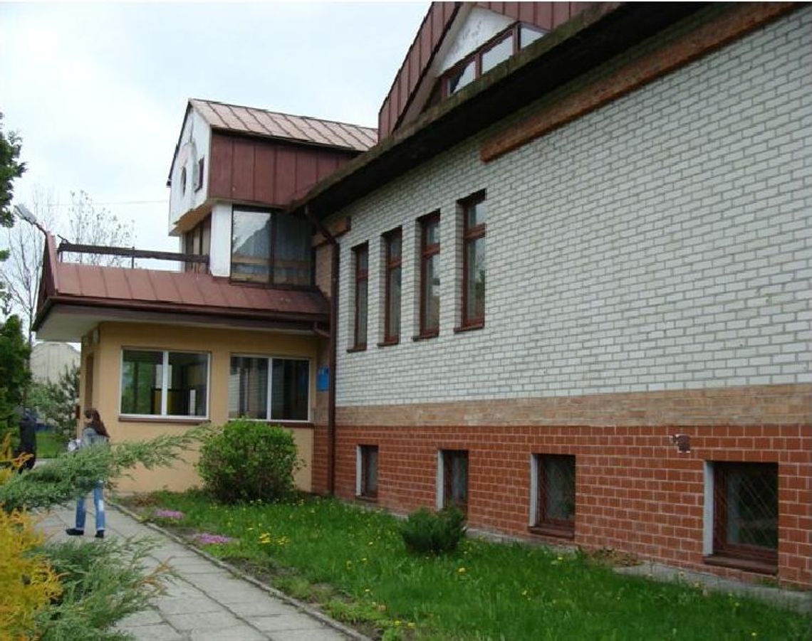 Wojewoda bada uchwałę ws. szkoły w Woli Korybutowej