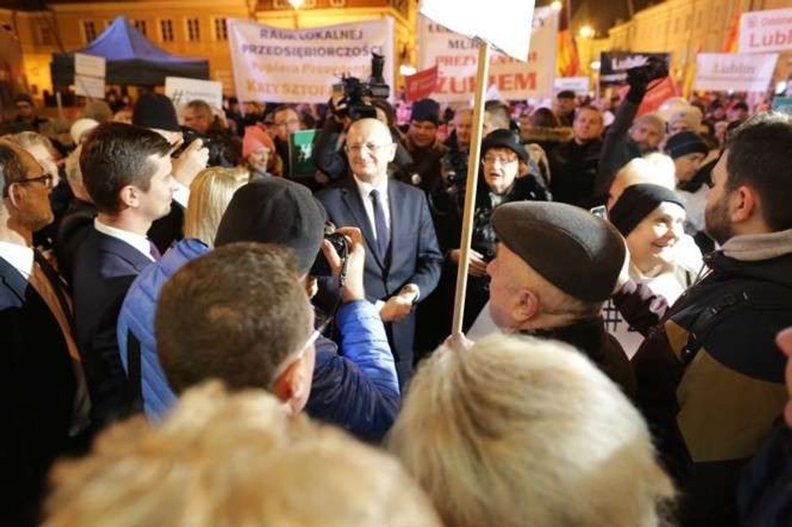 Wojewoda daje radnym 30 dni na wygaszenie mandatu prezydenta Krzysztofa Żuka Wojewoda daje radnym 30 dni na wygaszenie mandatu prezydenta Krzysztofa Żuka