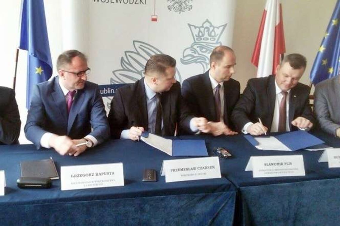 Wojewoda dogadał się z marszałkiem. Majątek LODR za dworzec PKS