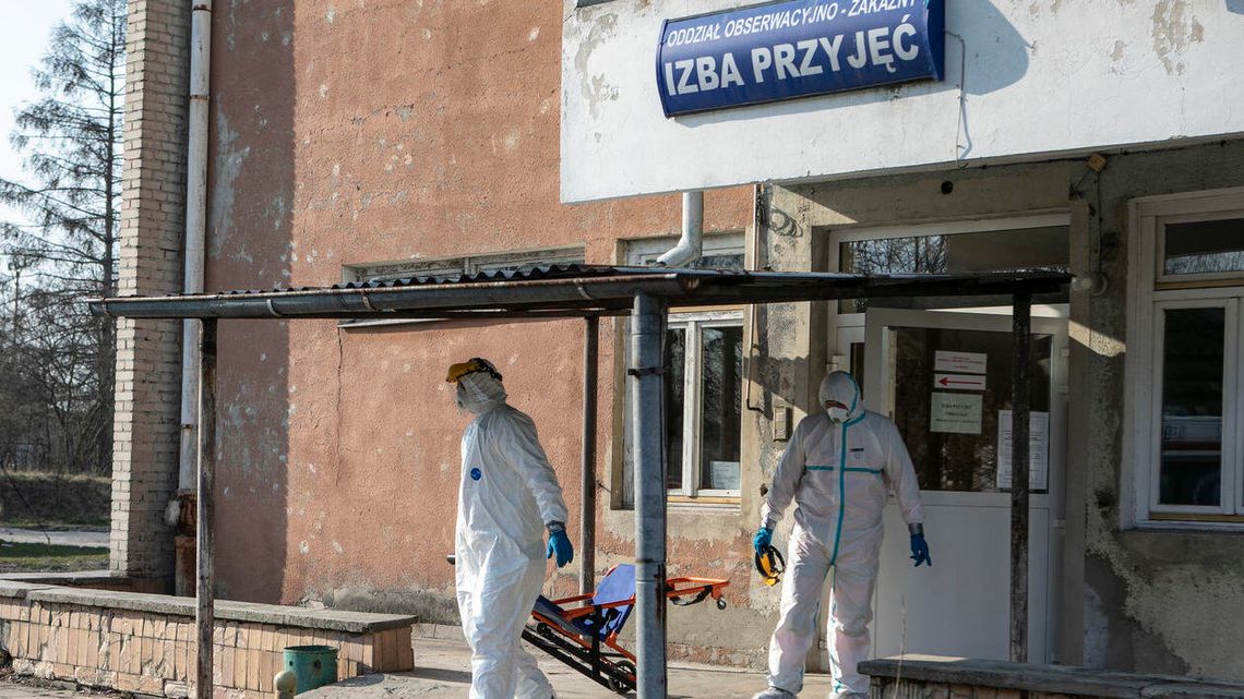 Wojewoda lubelski: "Robiłem za archeologa i odkrywałem gdzie są wolne łóżka zakaźne"