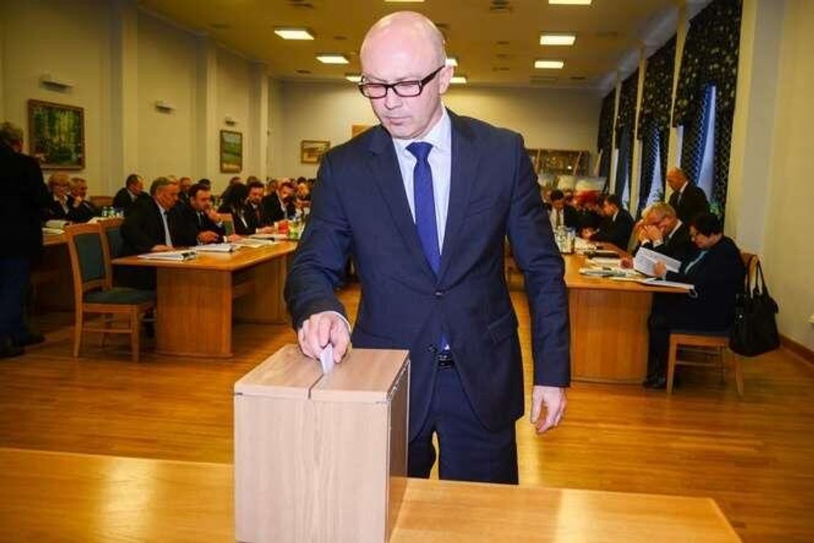 Wojewoda wygasił mandat. Radny odwołał się w sądzie