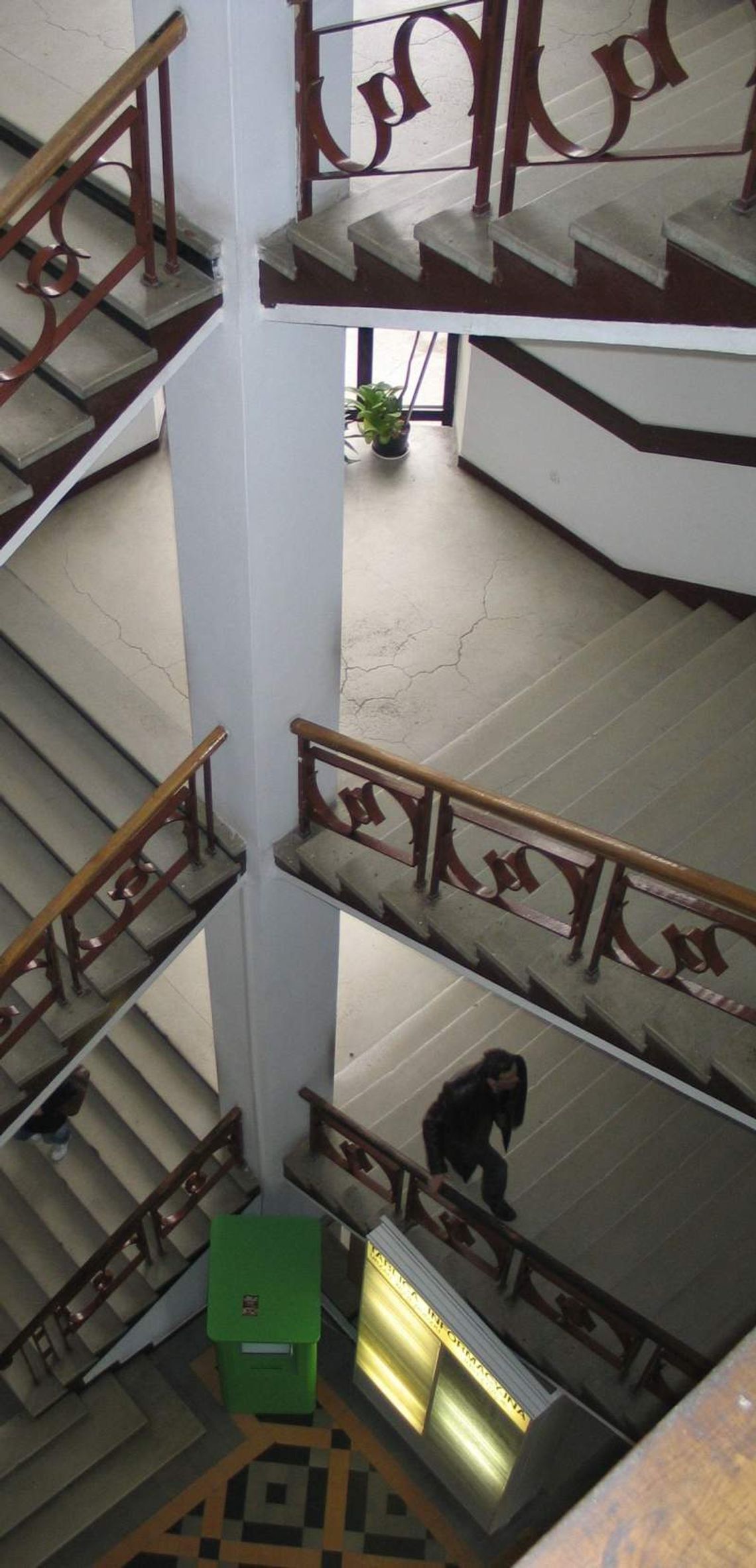 Wojewodzie się nie rozkazuje. Poszedł do prokuratury, stracił pracę