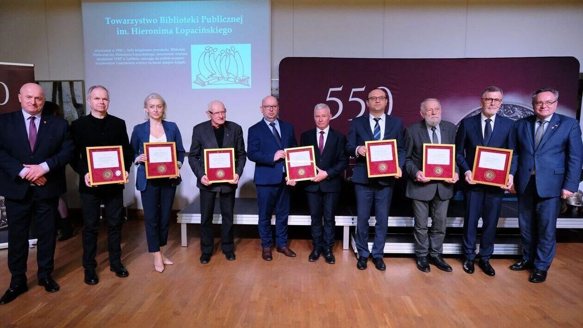Województwo lubelskie ma już 550 lat. W wojewódzkiej bibliotece przyznano medale