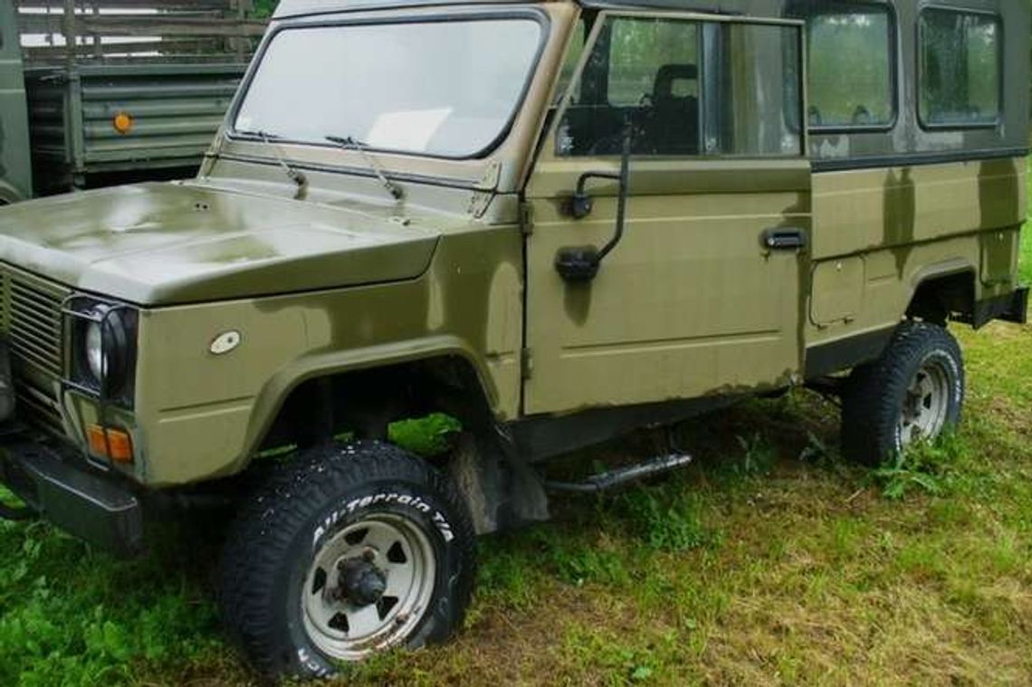 Wojsko znów sprzedaje pojazdy. Kup honkera albo jelcza [zdjęcia]