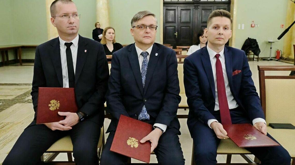 Wójt jest burmistrzem, wieś miastem. Mamy trzy takie przypadki