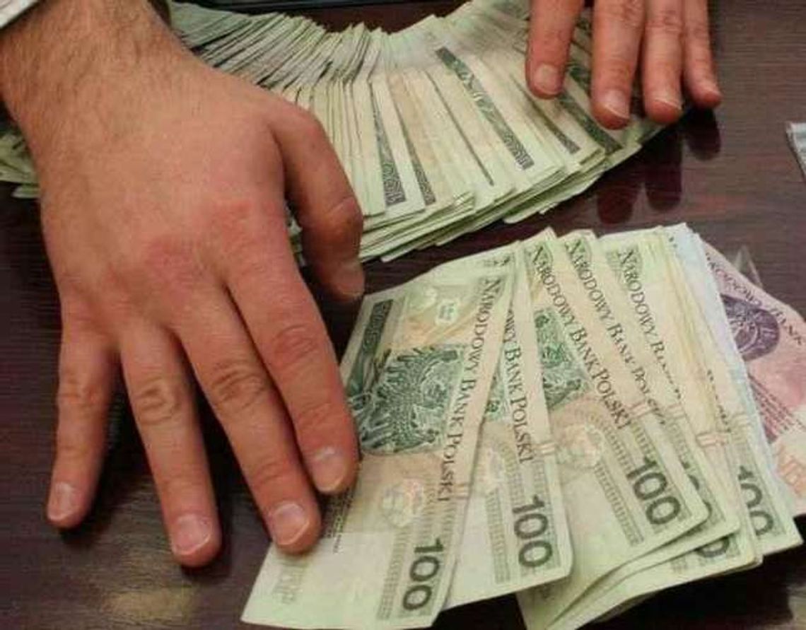 Wójt Markuszowa bliżej wypłaty 25 tys. zł