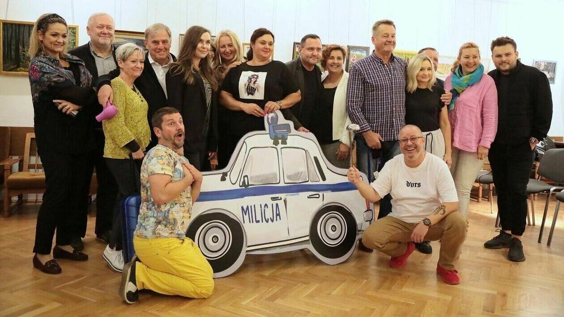 Wokulski i świnka Peppa w szczytnym celu. 100 aktorów wystąpi w spektaklu "Szalone wakacje"