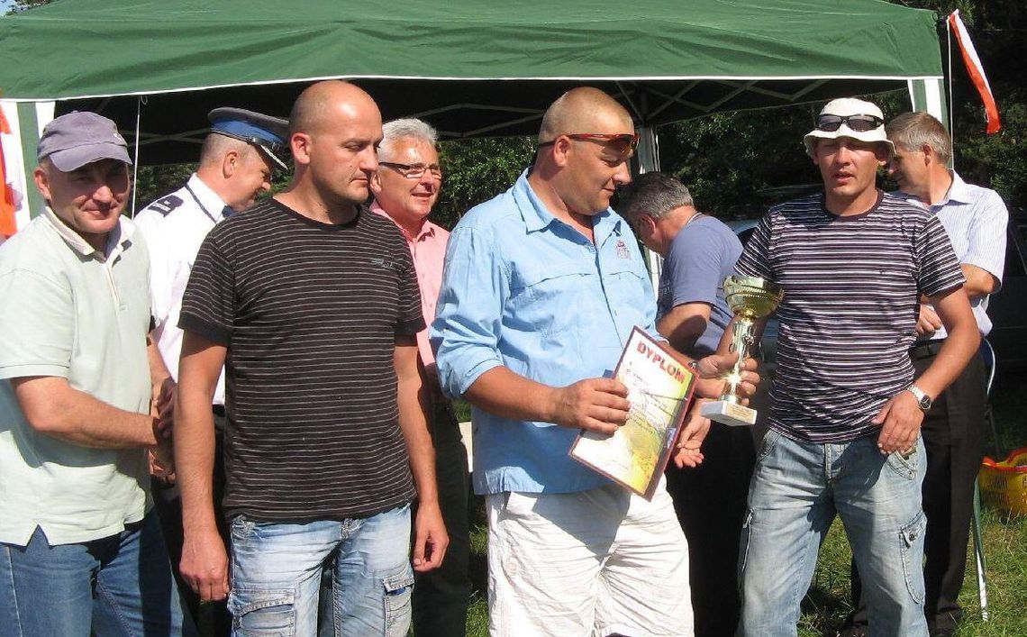 Wołkowiany: Mundurowi chwycili za wędki