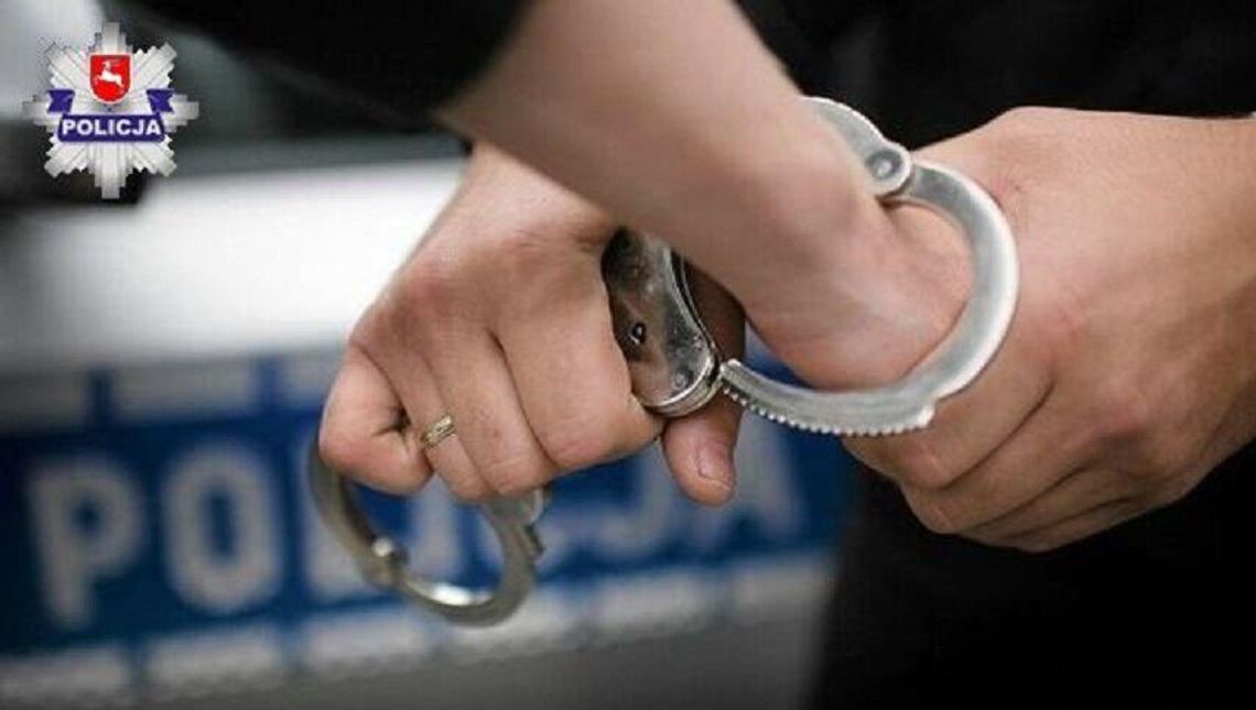 Wpadł do sklepu po alkohol, rzucił się na ochroniarza