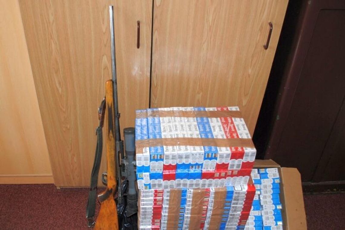 Wpadł z papierosami i bronią myśliwską