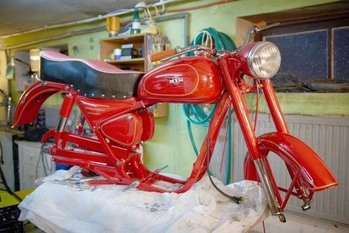 Wraca legendarna "wueska". Pierwsze szkice nowego motocykla