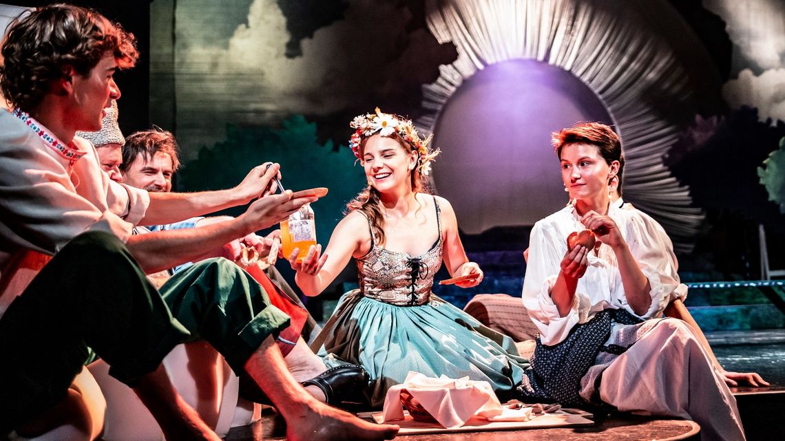 Wracają spektakle w Teatrze Osterwy. Na początek premiera: "Nad Niemnem" Wracają spektakle w Teatrze Osterwy. Na początek premiera: "Nad Niemnem"