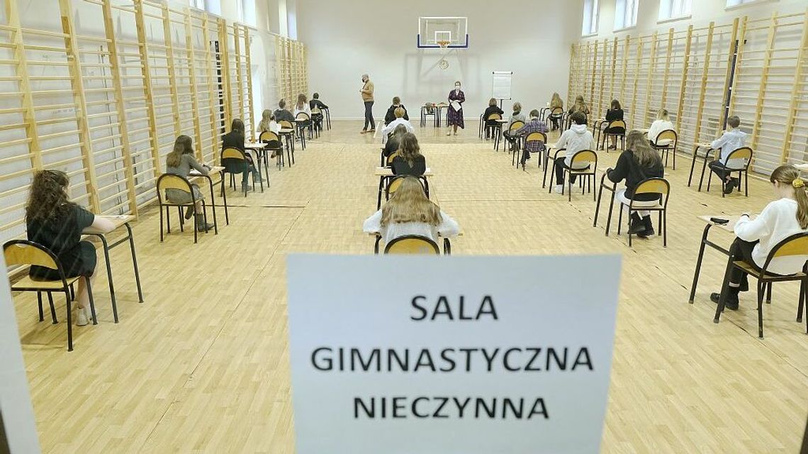 Wreszcie odetchnęli! Ósmoklasiści i maturzyści znają już wyniki egzaminów