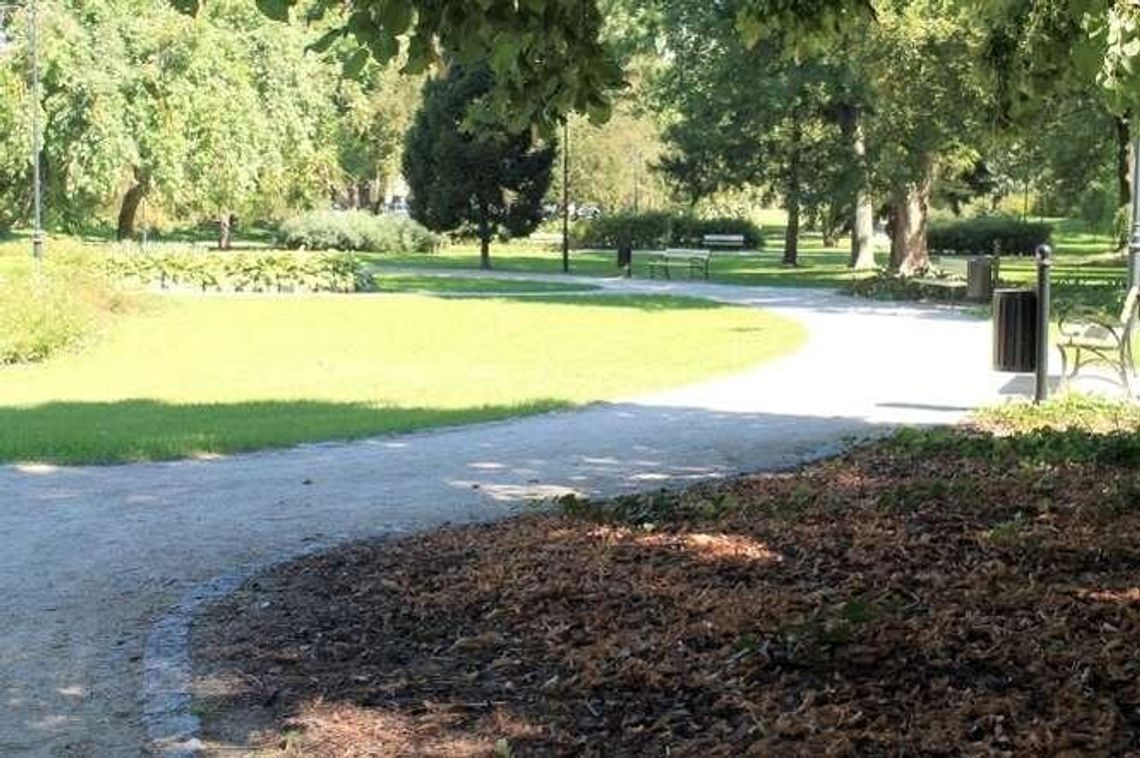 Wreszcie zmienią się alejki na Skwerze Niepodległości. Ale nie tak szybko