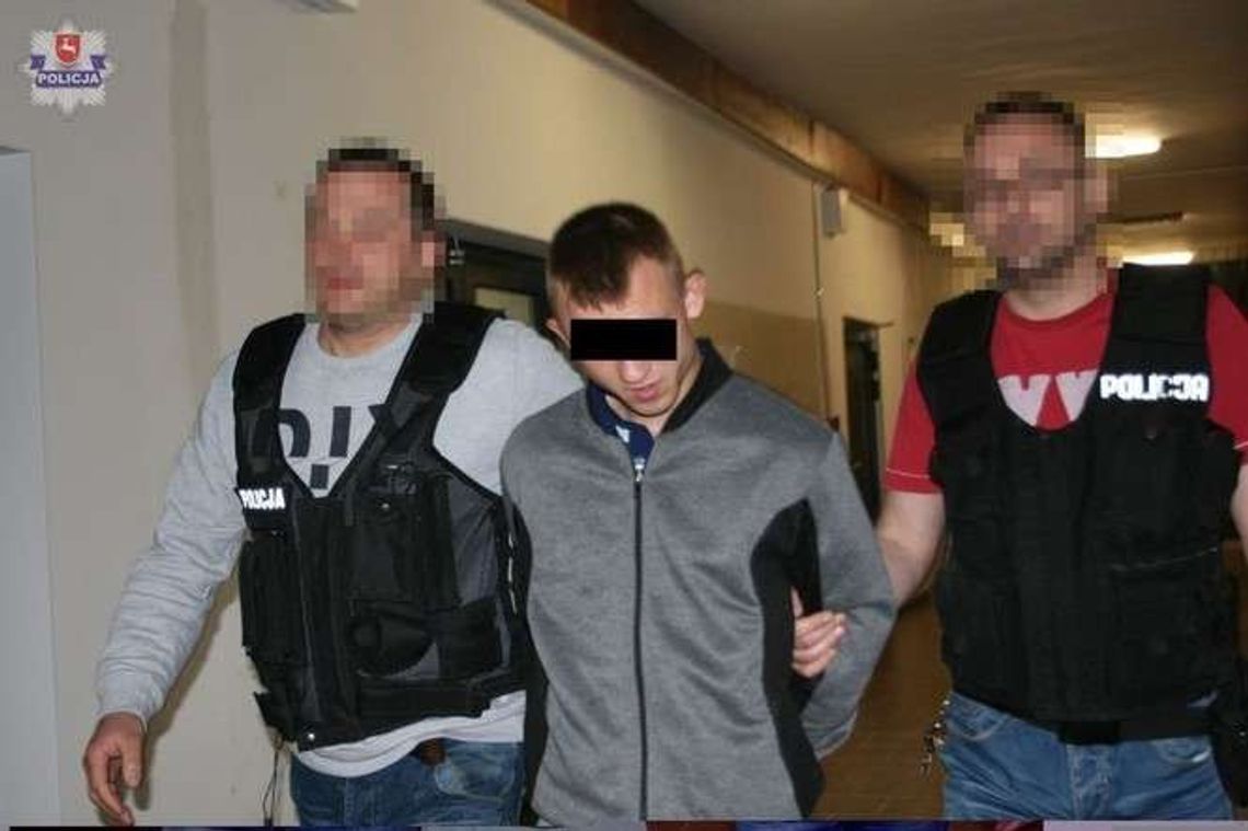 Wrzuciła 60 tys. zł do koszy na śmieci. Zasadzka pod bankiem na ul. Jutrzenki Wrzuciła 60 tys. zł do koszy na śmieci. Zasadzka pod bankiem na ul. Jutrzenki