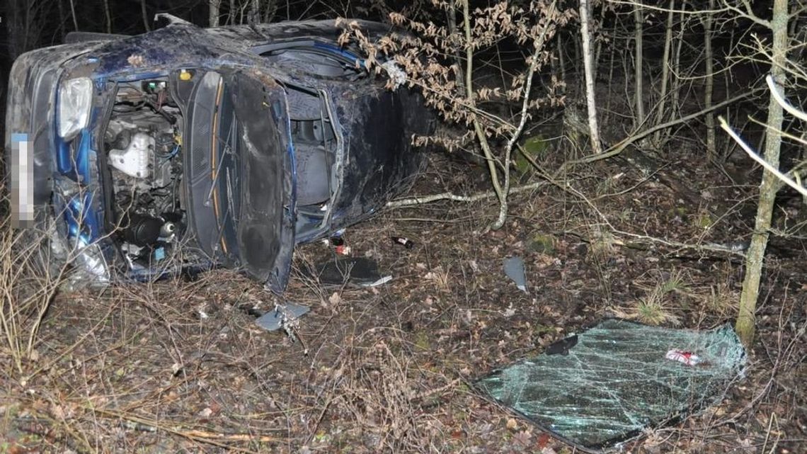 Wsiadł po pijanemu za kierownicę. W wypadku zginął pasażer auta