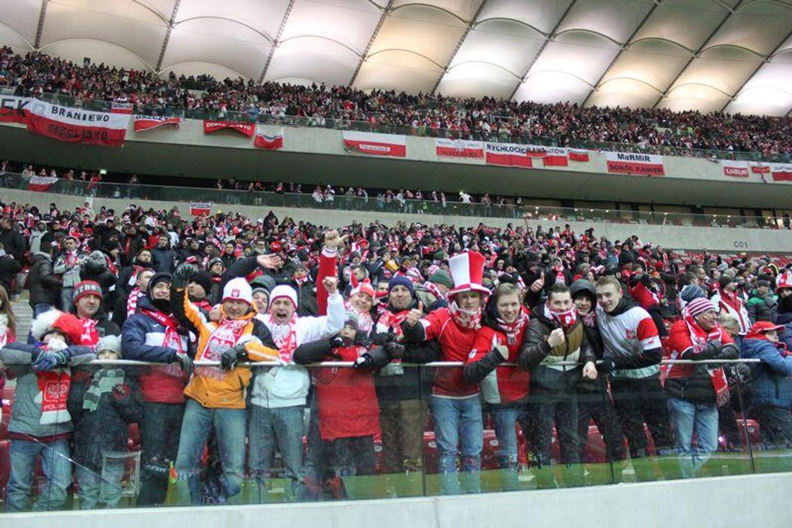 Wspaniała atmosfera na Stadionie Narodowym (zdjęcia)