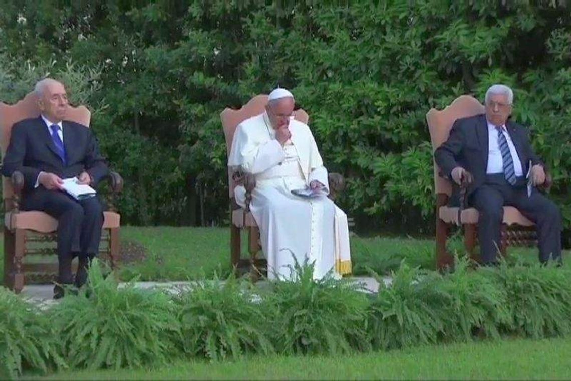 Wspólna modlitwa papieża Franciszka oraz prezydentów Izraela i Autonomii Palestyńskiej (wideo)