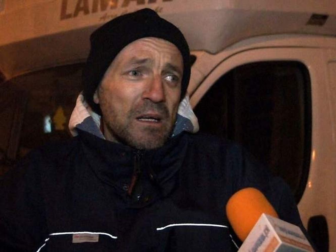 Wstrząsająca historia kierowcy busa. Przez trzy dni w mrozie czekał na pomoc