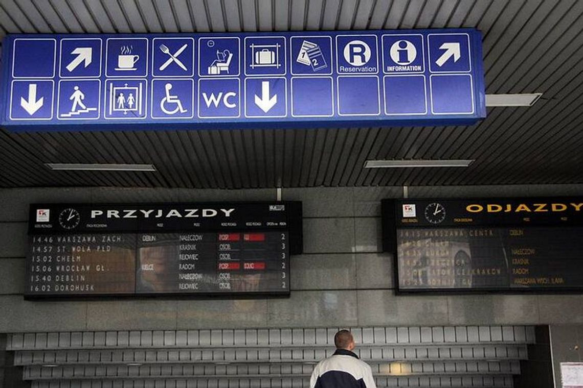 Wszystkich Świętych: Z weekendowymi biletami pojedziesz dłużej