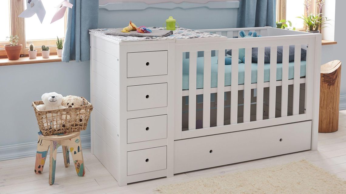 Wybór łóżeczka dla niemowlaka – na co zwrócić uwagę? Wybór łóżeczka dla niemowlaka – na co zwrócić uwagę?