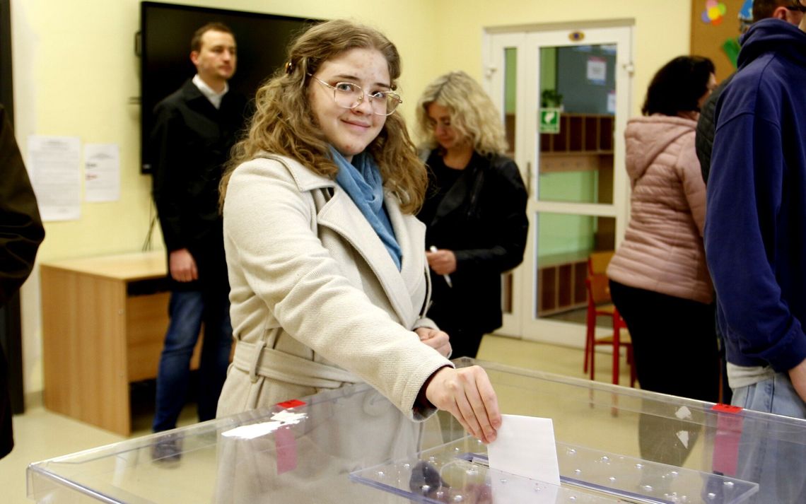 Wybory 2025. W łęczyńskim Nawrocki, a za nim Mentzen