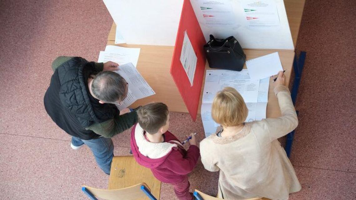 Wybory samorządowe 2018: Frekwencja we wszystkich gminach Lubelskiego z godz. 12