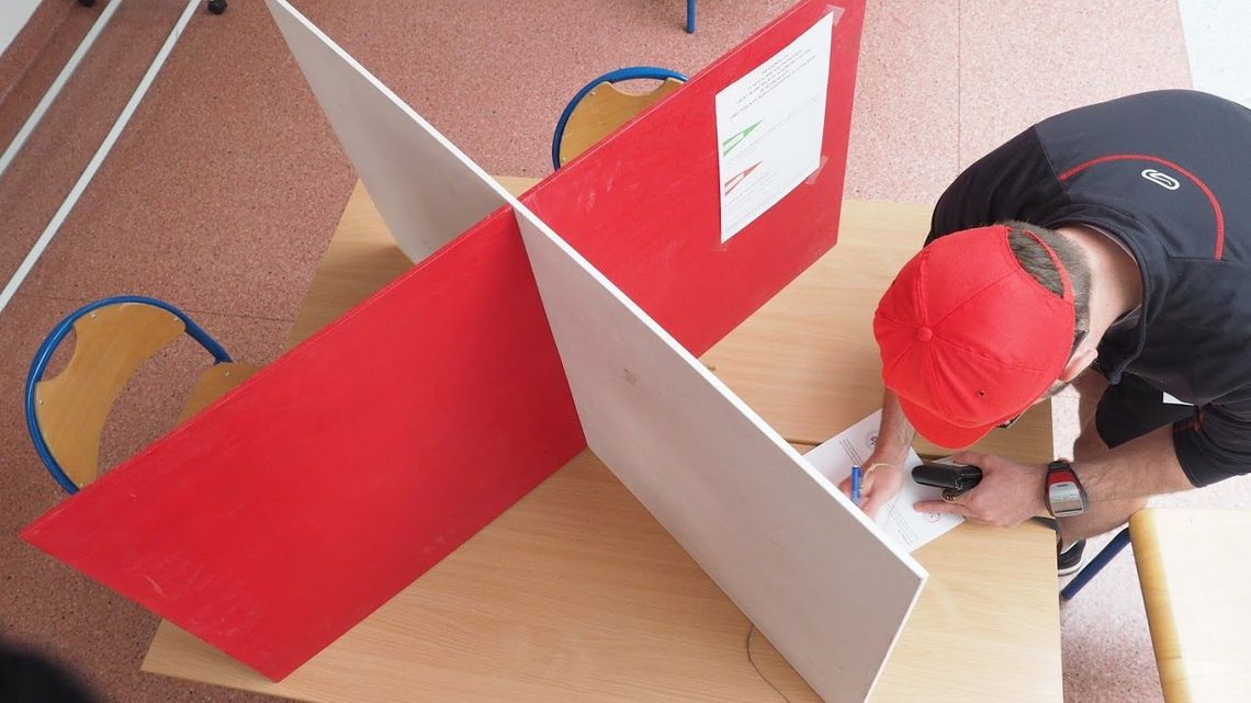 Wybory samorządowe 2018. Jak głosować i kiedy głos będzie ważny? Godziny otwarcia lokali