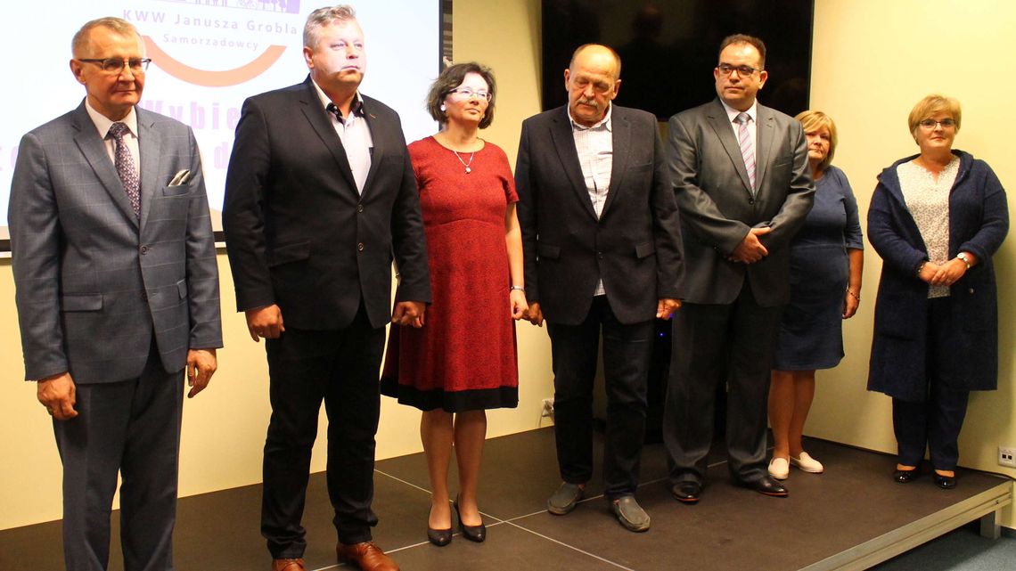 Wybory w Puławach. Grobel pokazuje kandydatów i obiecuje wewnętrzną obwodnicę