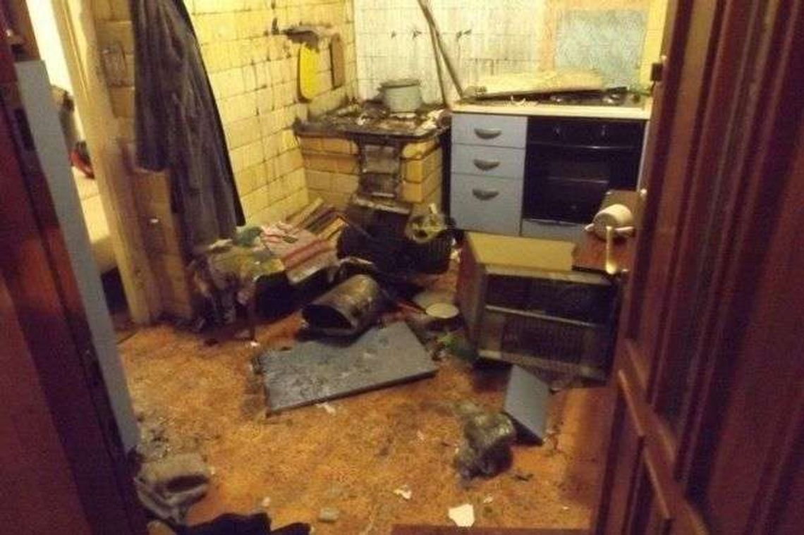 Wybuch w budynku obudził mieszkańców. Interweniowali strażacy 