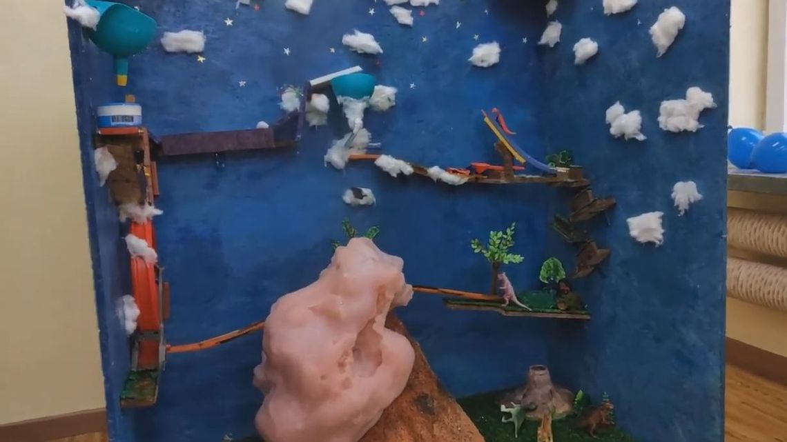 Wybuch wulkanu w szkole. Uczniowie z Lubartowa walczą w konkursie [wideo]