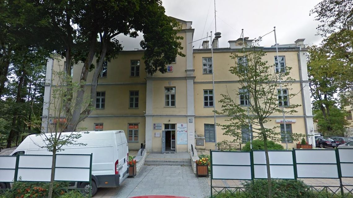 Wybudują chodnik zygzakiem. Koszty wzrosną o kilkanaście tysięcy złotych Wybudują chodnik zygzakiem. Koszty wzrosną o kilkanaście tysięcy złotych