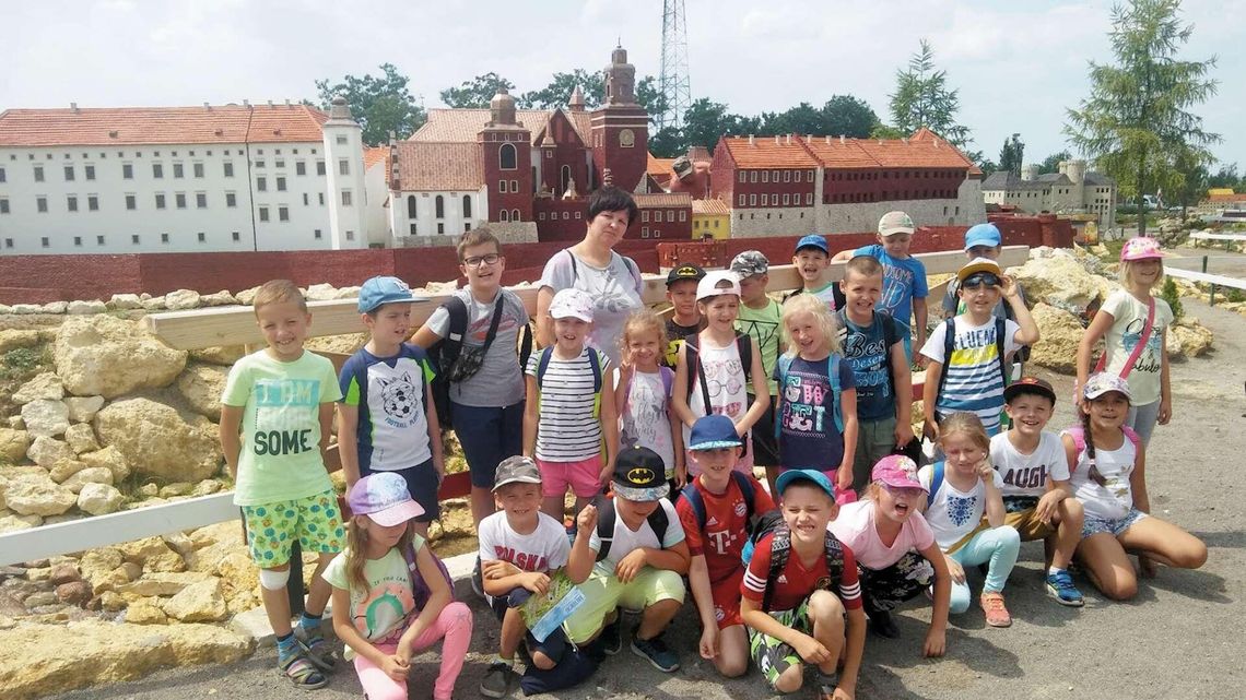 Wygrali w konkursie Dziennika i pojechali. Pierwszaki u dinozaurów