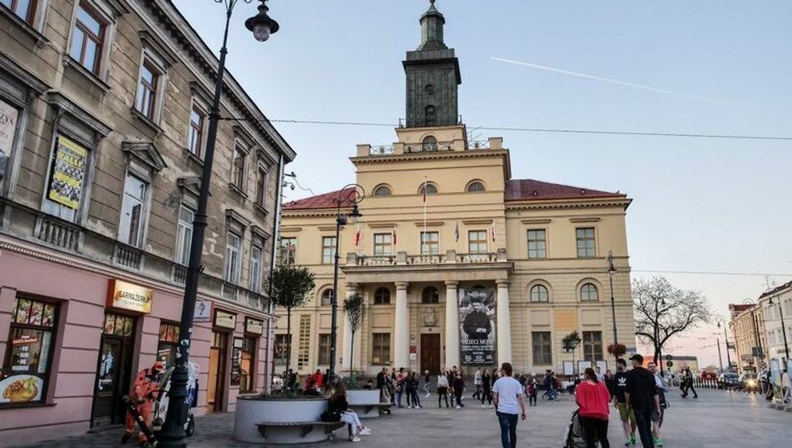Wyjątkowy koncert przed lubelskim ratuszem. Wybrzmi uwertura do opery "Carmen" Georgesa Bizeta Wyjątkowy koncert przed lubelskim ratuszem. Wybrzmi uwertura do opery "Carmen" Georgesa Bizeta
