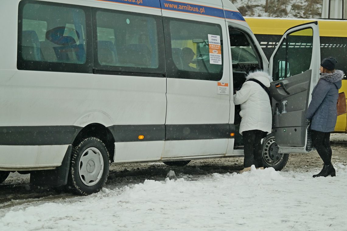 Wykluczenie komunikacyjne? W tych gminach z nim walczą
