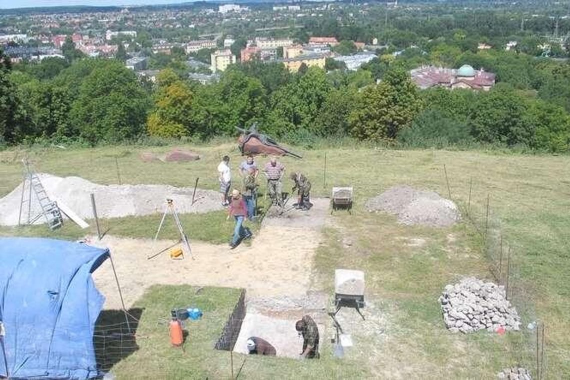 Wykopują tajemnice króla Daniela. Badania na Górze Chełmskiej Wykopują tajemnice króla Daniela. Badania na Górze Chełmskiej