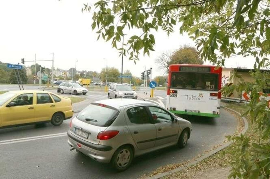 Wyłączą światła na ruchliwym skrzyżowaniu. Po zmianach będą większe korki? Wyłączą światła na ruchliwym skrzyżowaniu. Po zmianach będą większe korki?